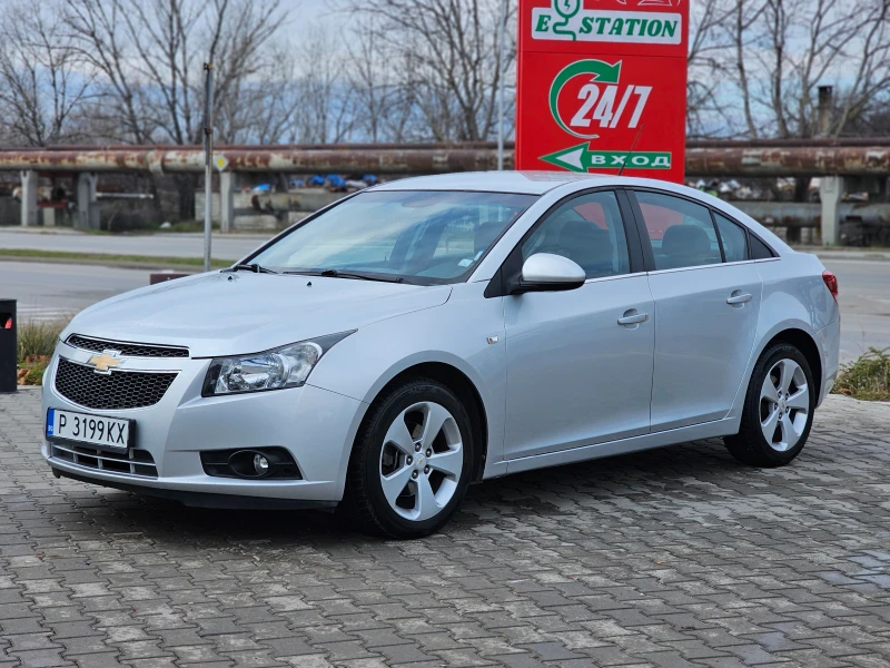 Chevrolet Cruze LT КАТО НОВА, снимка 3 - Автомобили и джипове - 48640642