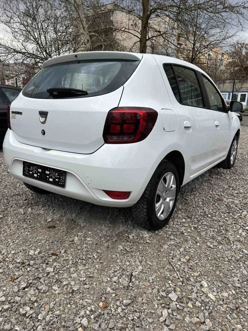 Dacia Sandero 1.0I klima, снимка 5 - Автомобили и джипове - 49521210