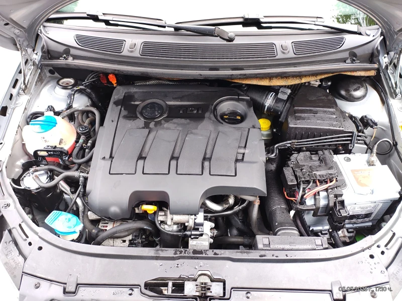 Skoda Roomster 1.6 tdi, снимка 16 - Автомобили и джипове - 50806555