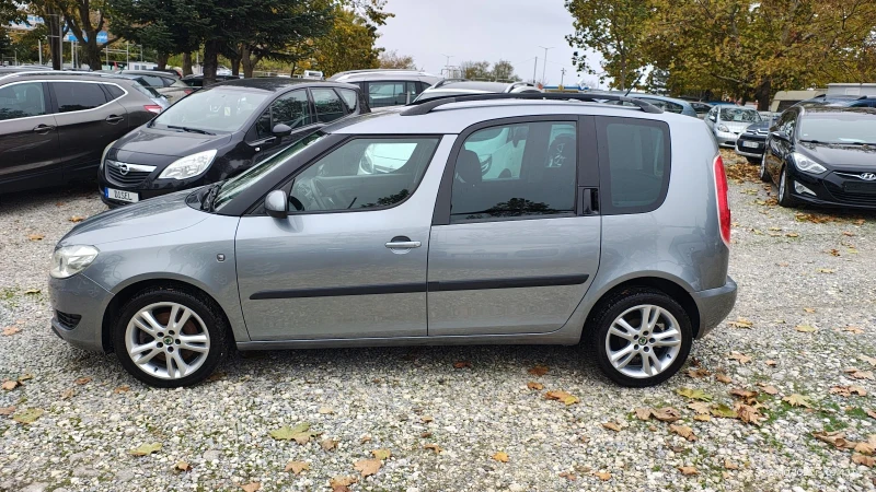 Skoda Roomster 1.6 tdi, снимка 8 - Автомобили и джипове - 50806555