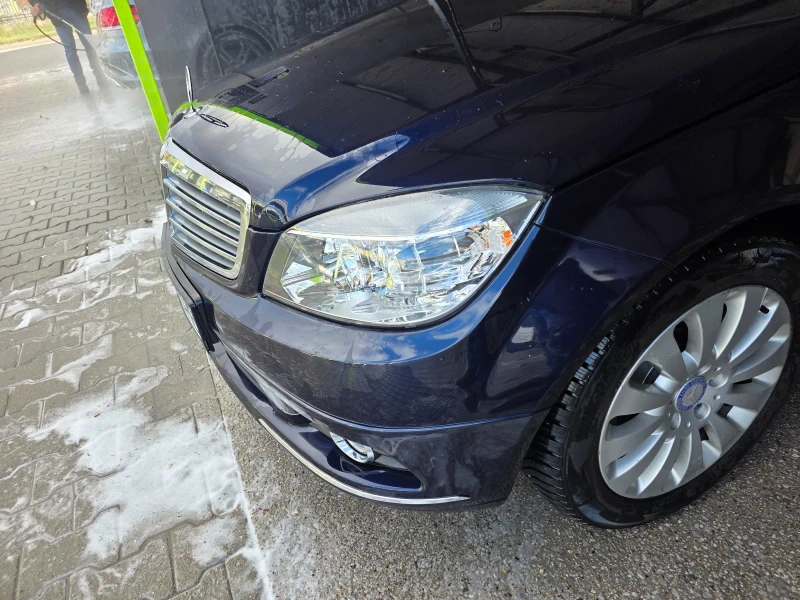 Mercedes-Benz C 220, снимка 7 - Автомобили и джипове - 52529818