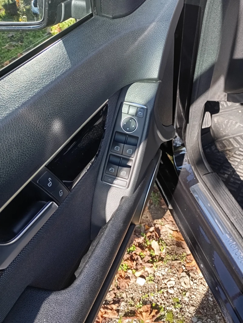 Mercedes-Benz C 200 blueefficiency, снимка 10 - Автомобили и джипове - 52550477