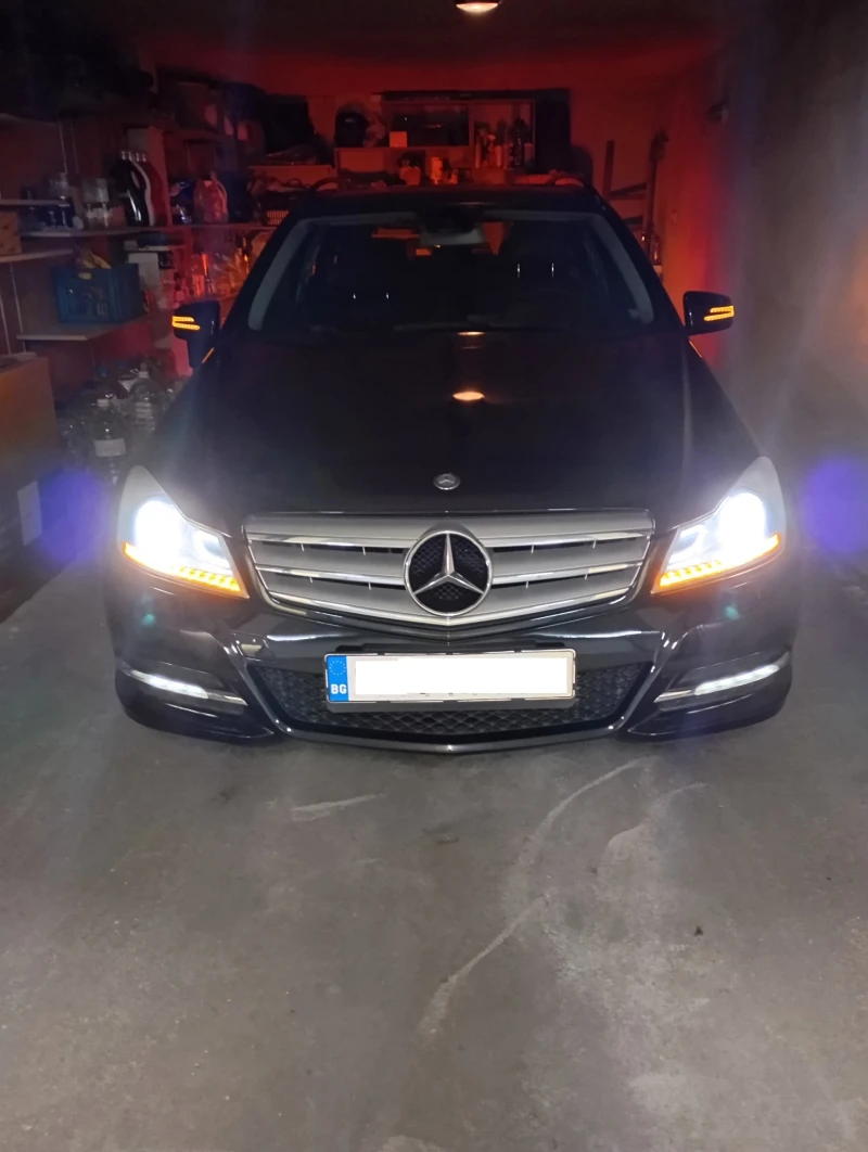 Mercedes-Benz C 200 blueefficiency, снимка 13 - Автомобили и джипове - 52550477