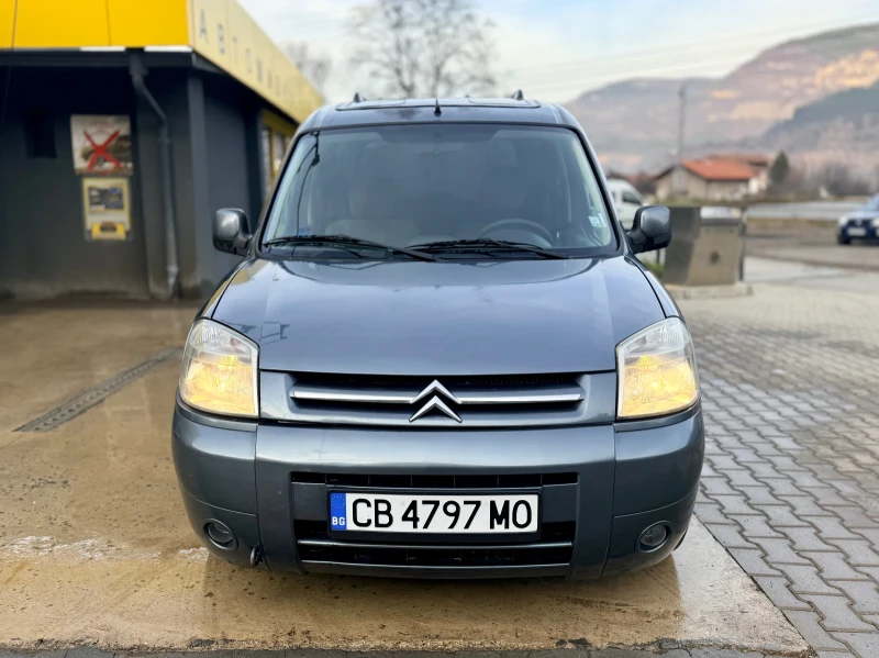 Citroen Berlingo 1.6HDI* Multi-space* Panorama* klima* ITALIA, снимка 6 - Автомобили и джипове - 52839874