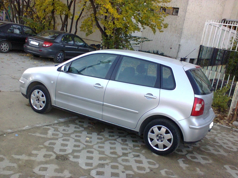 VW Polo 1.4 i -75 коня -бензин * КЛИМАТИК* , снимка 5 - Автомобили и джипове - 52897540