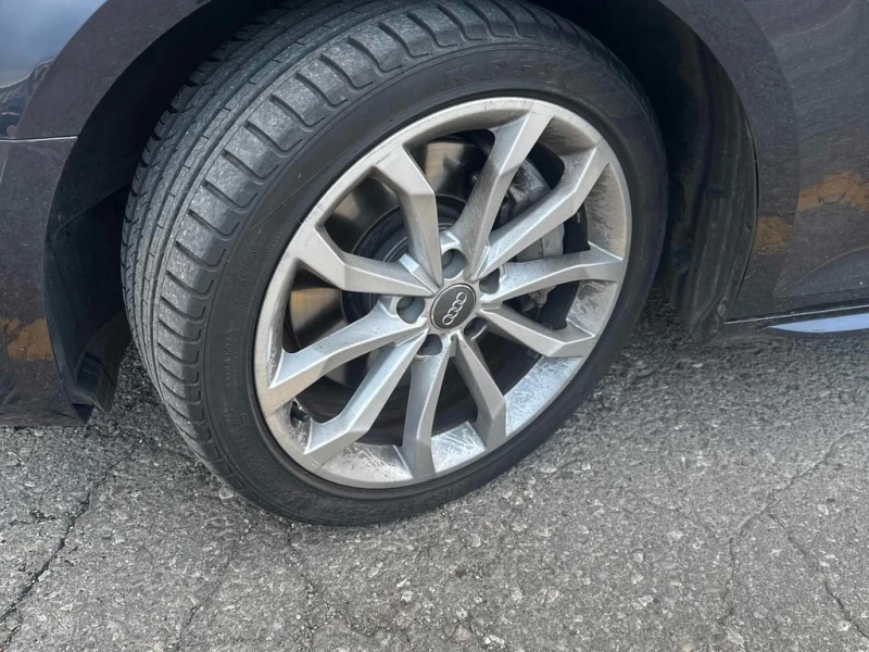 Audi A4 * Progressiv * CARFAX * БЕЗ ПЪРВОНАЧАЛНА ВНОСКА, снимка 7 - Автомобили и джипове - 52908761