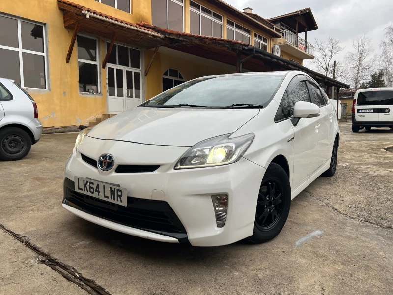 Toyota Prius 1.8 Dual VVT-i, снимка 2 - Автомобили и джипове - 53078130
