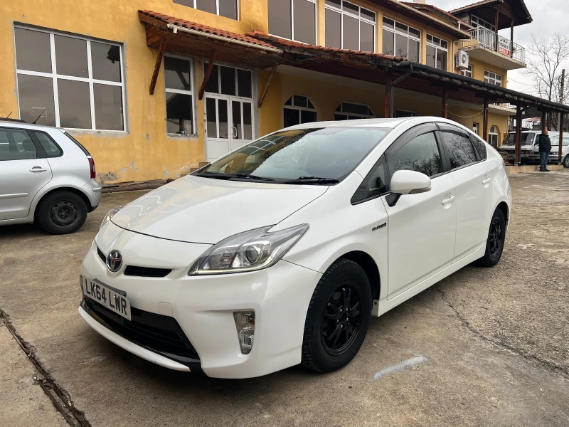 Toyota Prius 1.8 Dual VVT-i, снимка 13 - Автомобили и джипове - 53078130
