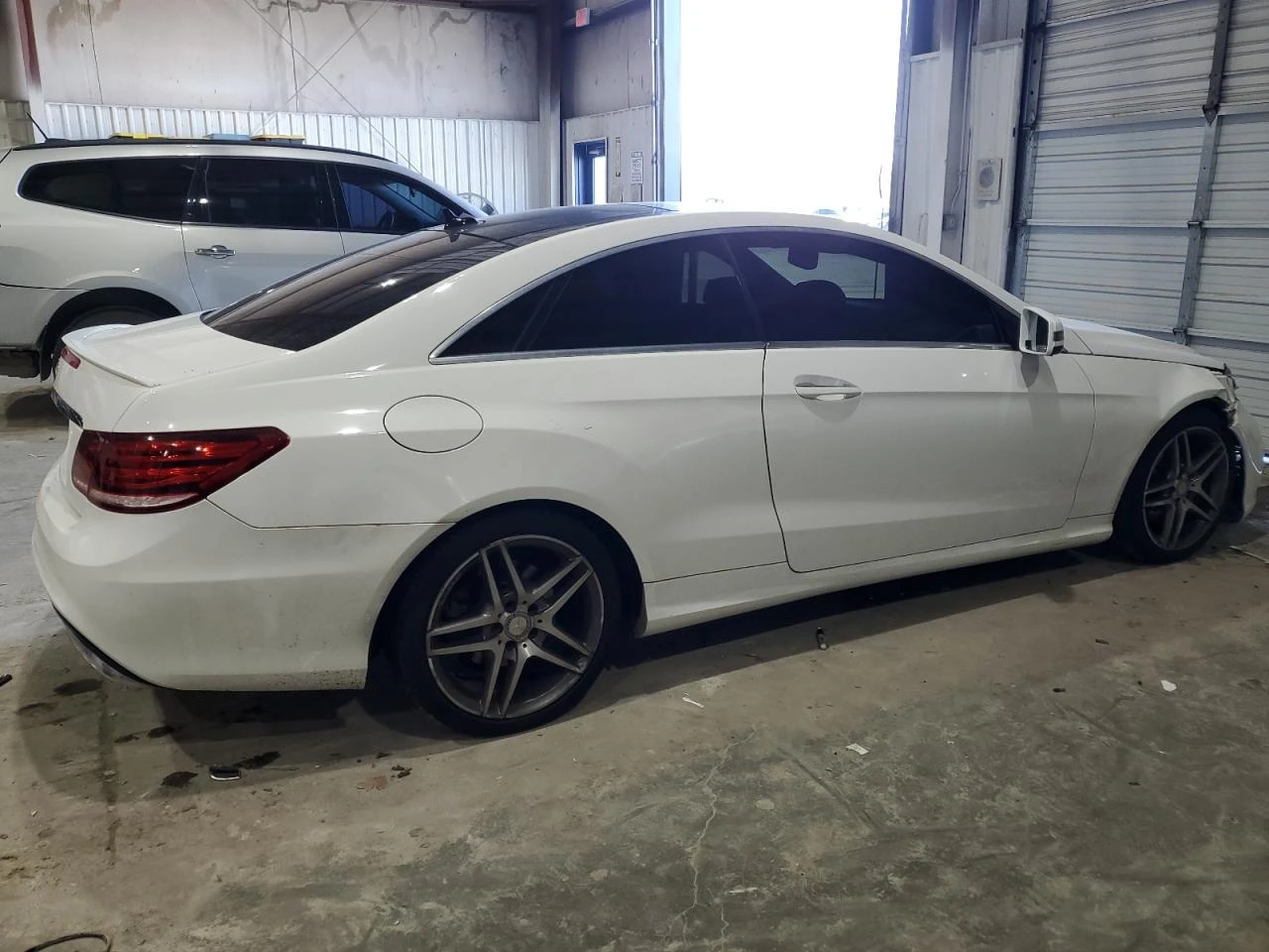 Mercedes-Benz E 400 Авто Кредит! - изображение 3