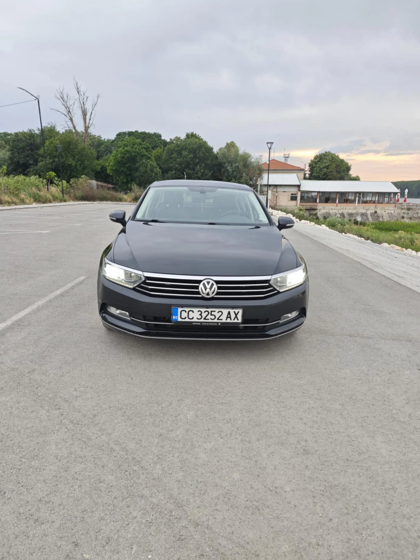 VW Passat  - изображение 4