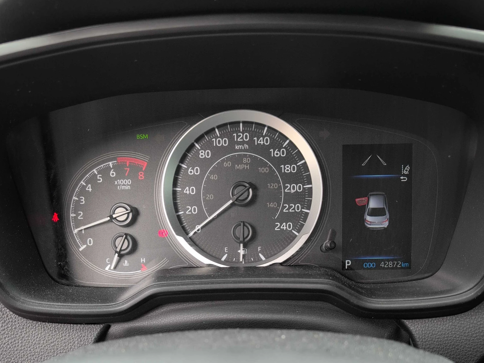 Toyota Corolla LE CVT * * CARFAX * * АВТО КРЕДИТ * * , снимка 8 - Автомобили и джипове - 53940355