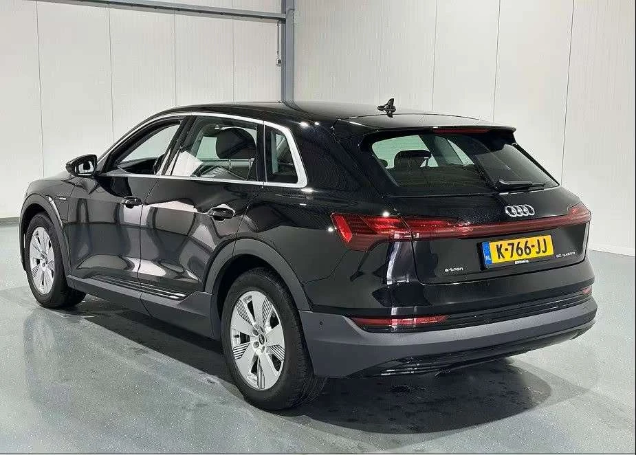 Audi E-Tron Quattro 50 Business 71KWh SOH 90%  Термо помпа, снимка 3 - Автомобили и джипове - 53993021