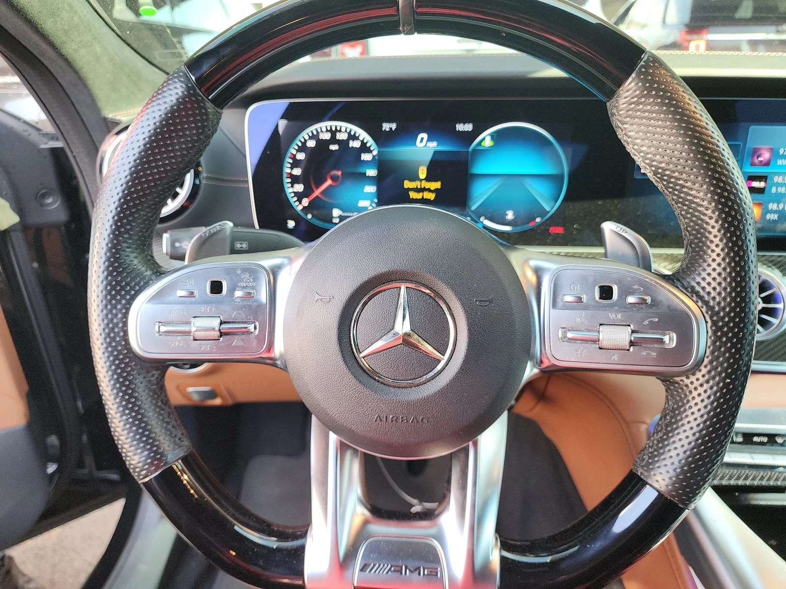 Mercedes-Benz GT * GT 63 S 4MATIC* BUY NOW* , снимка 13 - Автомобили и джипове - 54027986