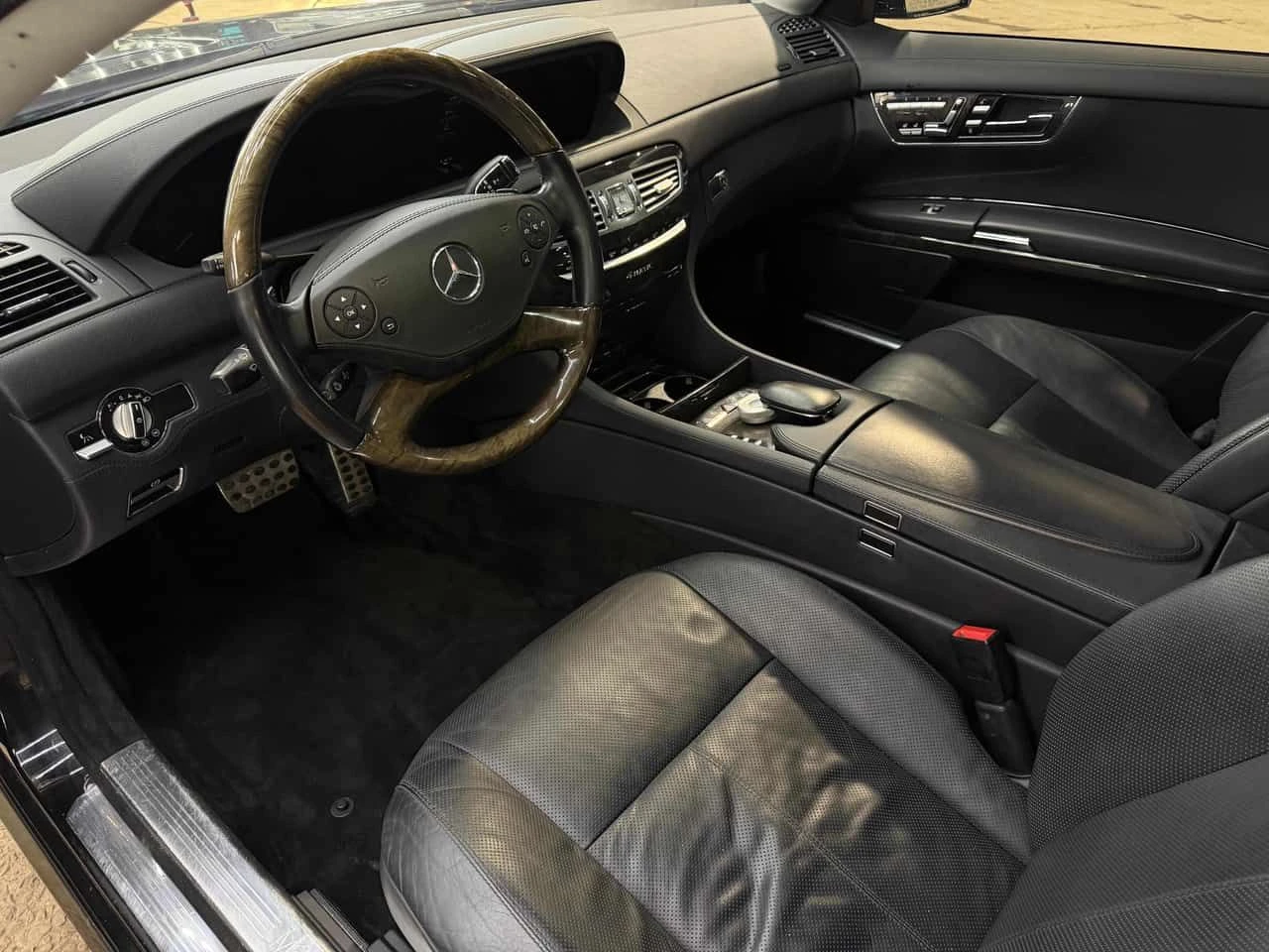 Mercedes-Benz CL 500 Night vision / DISTRONIC / МАСАЖИ , снимка 5 - Автомобили и джипове - 54169170