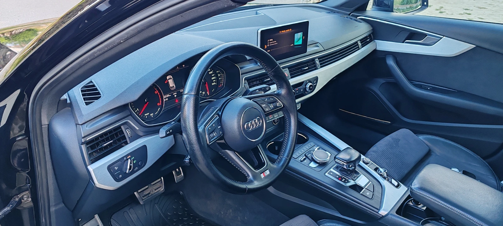 Audi A4 3.0TDI 3xS LINE, снимка 9 - Автомобили и джипове - 55295582