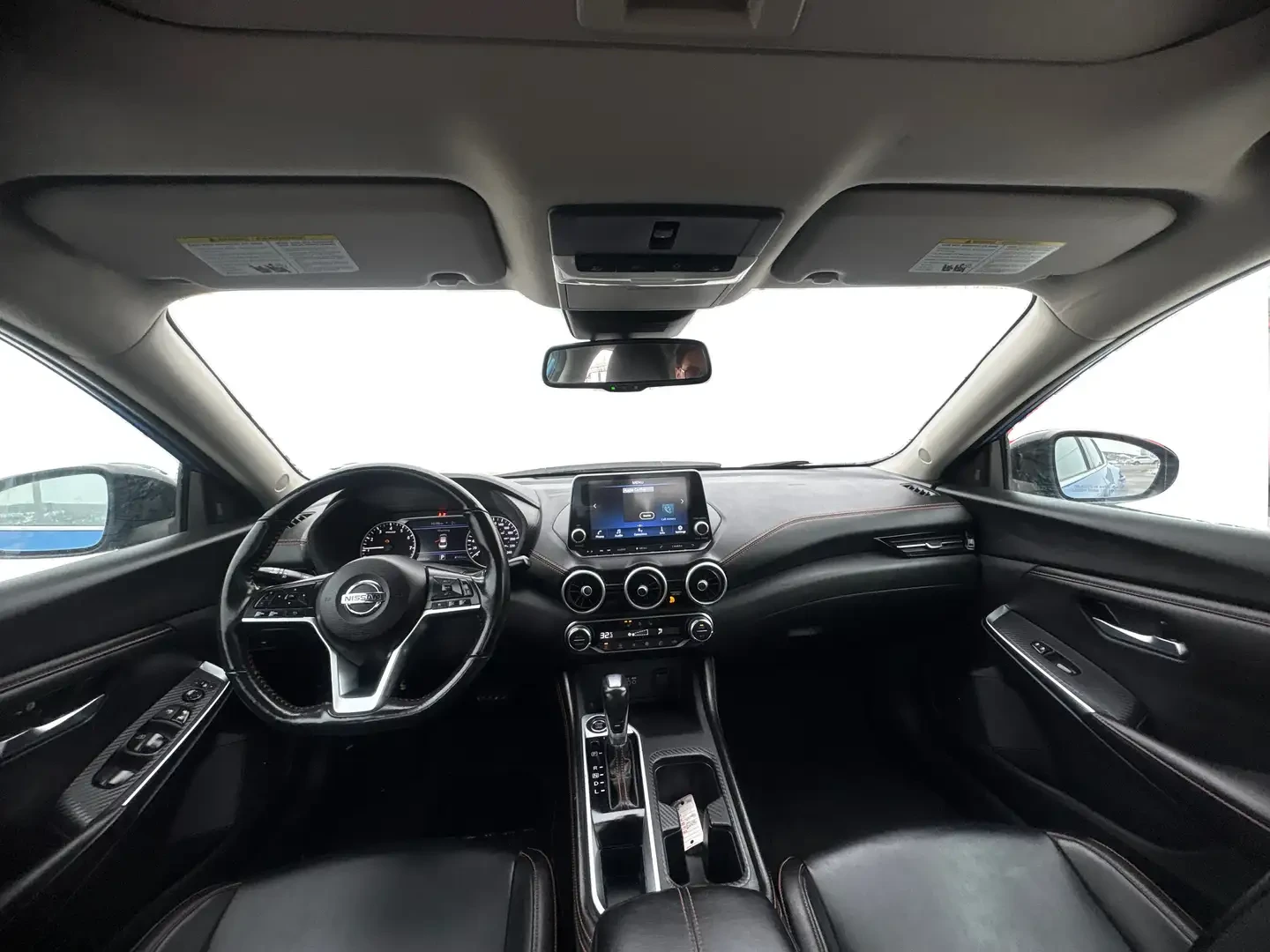 Nissan Sentra SR CVT, снимка 17 - Автомобили и джипове - 55379170