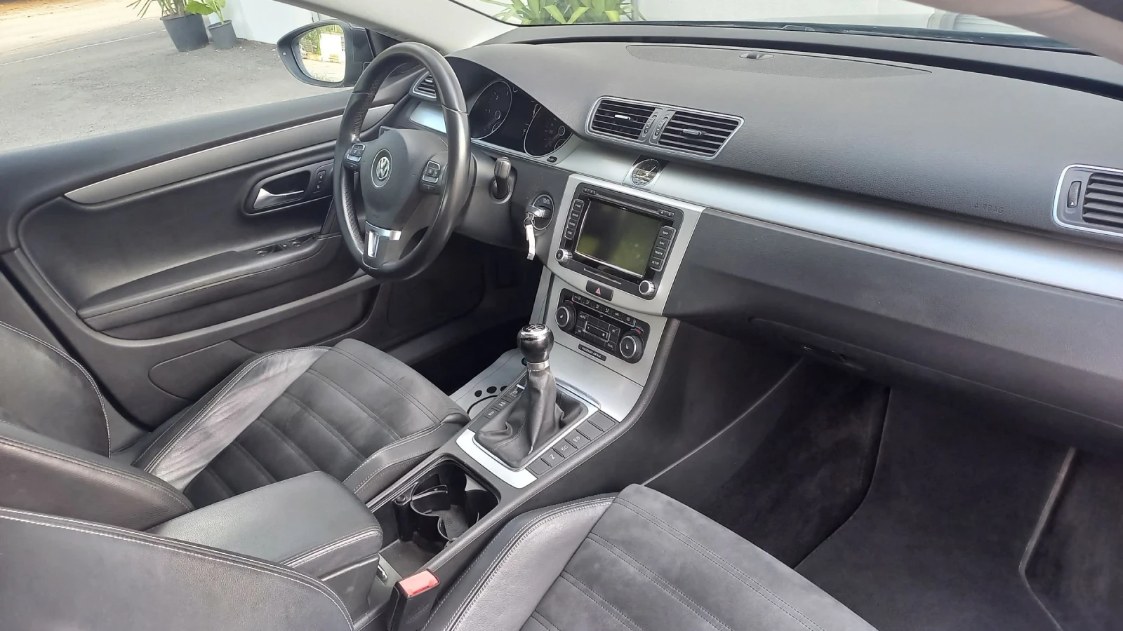 VW Passat CC 2.0tdi 140кс , снимка 13 - Автомобили и джипове - 55411907
