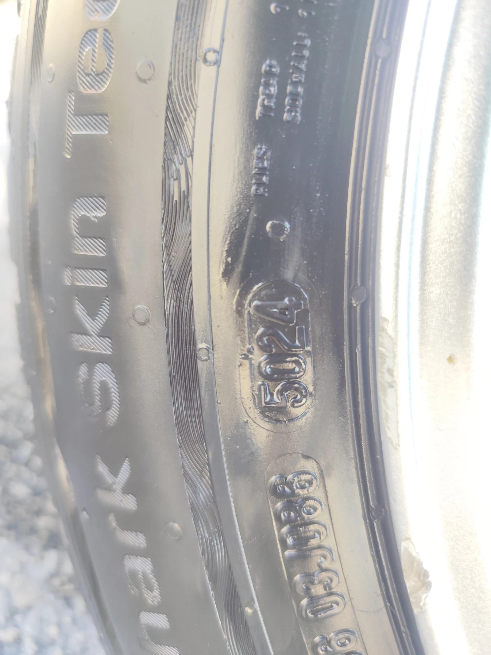 Mazda 323, снимка 14 - Автомобили и джипове - 55562416