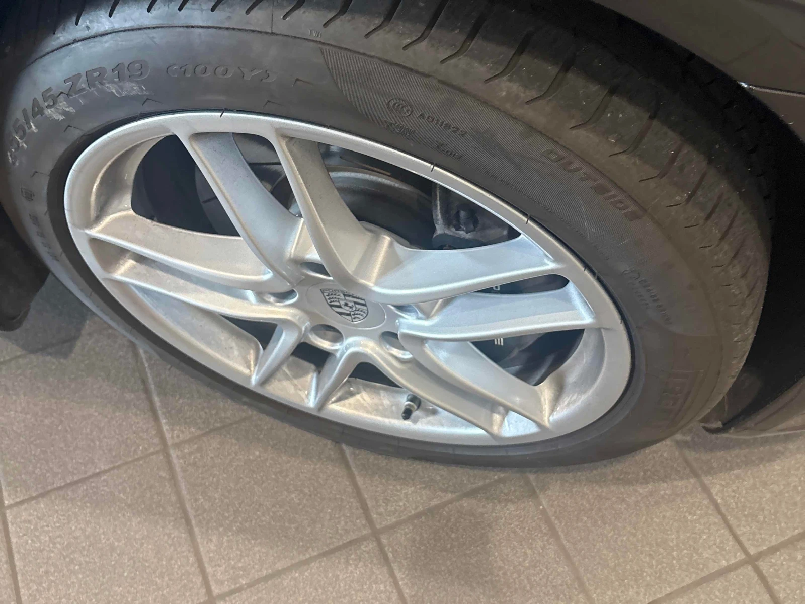 Porsche Panamera 35000KM * CARFAX * ОПЦИЯ ЗА ФИНАНСИРАНЕ, снимка 7 - Автомобили и джипове - 55875640