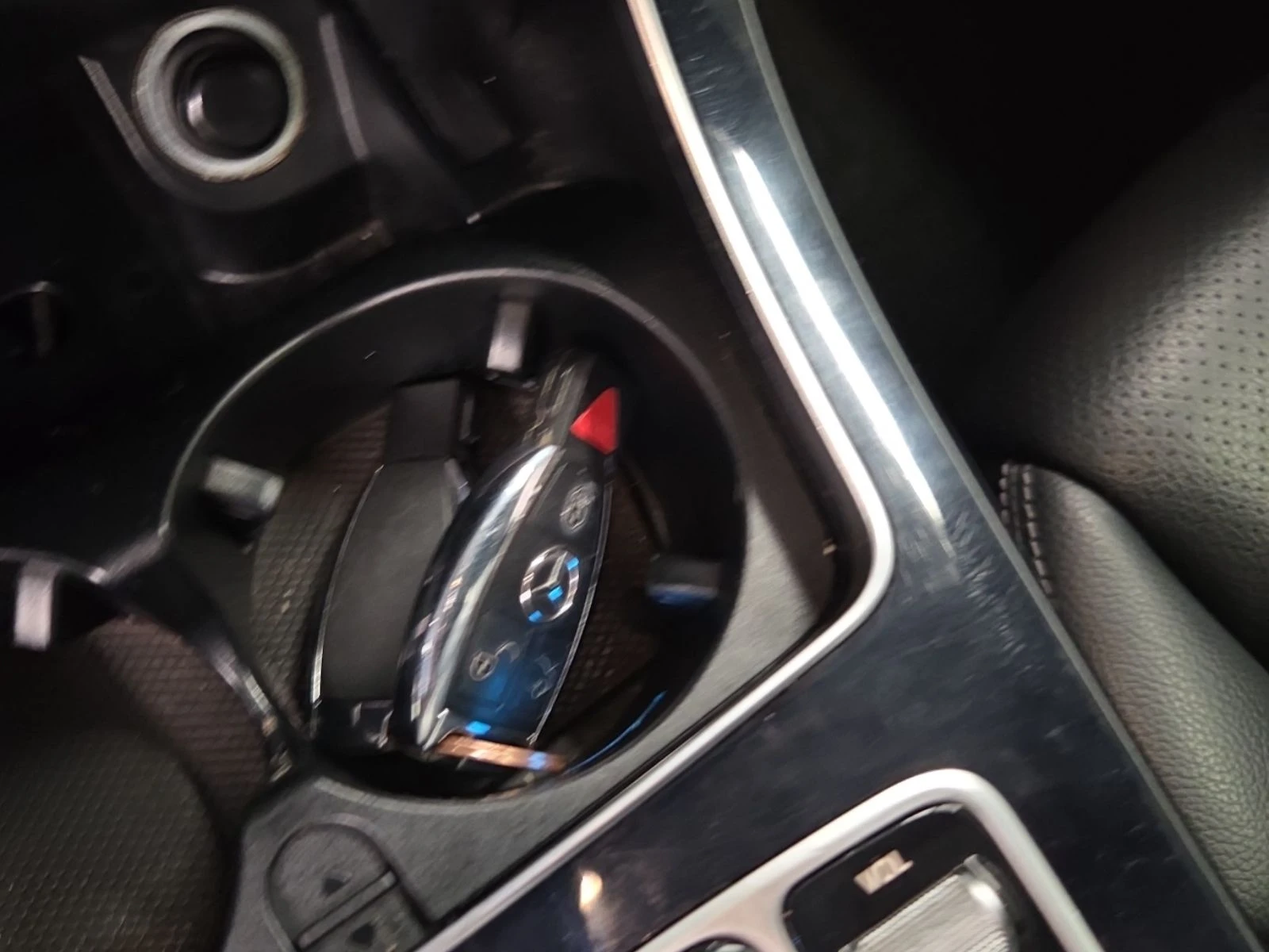 Mercedes-Benz C 300 AMG-pack* 360* Keyless* Пано* Подгрев, снимка 11 - Автомобили и джипове - 55996054
