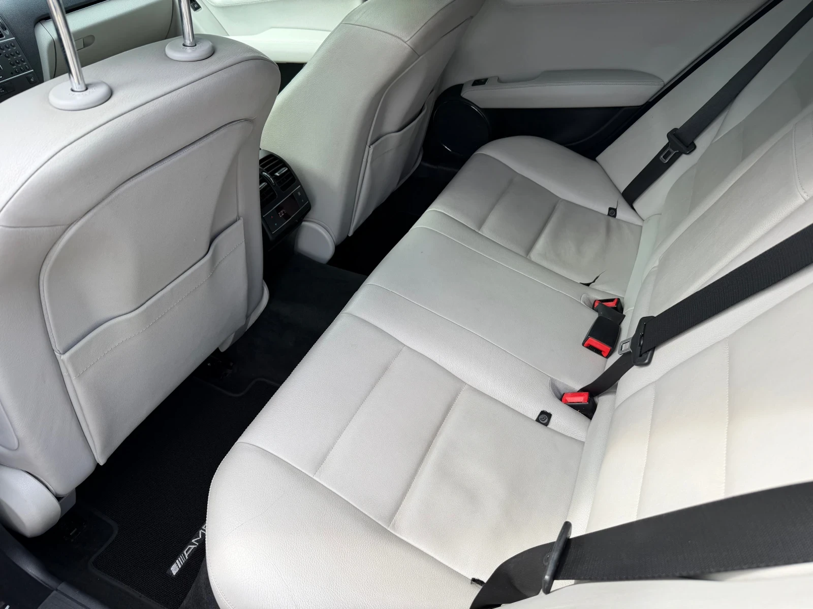 Mercedes-Benz C 350 CDi AMG 4MATIC FULL, снимка 12 - Автомобили и джипове - 56082791