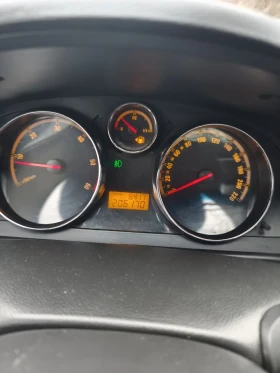 Opel Antara 2.0CDI - 6200 € / 12126.15 лв. - 74399158 8