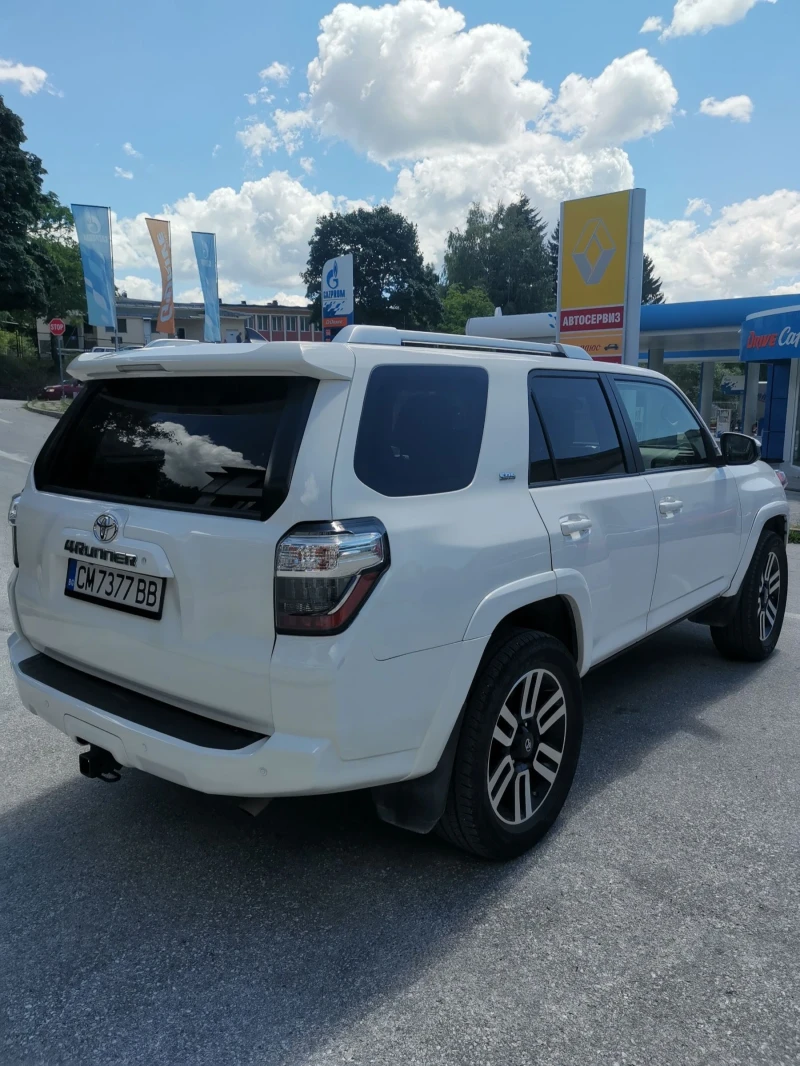 Toyota 4runner Sr5 premium / LPG 4х4, снимка 3 - Автомобили и джипове - 52314752