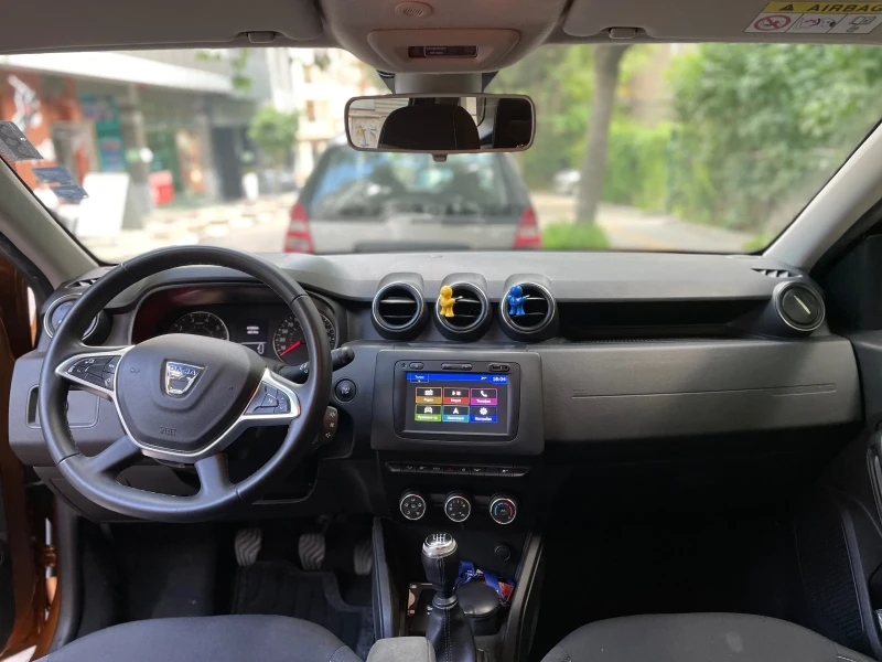 Dacia Duster 125 к.с., 4х4 (ГАРАНЦИЯ), снимка 4 - Автомобили и джипове - 52311931