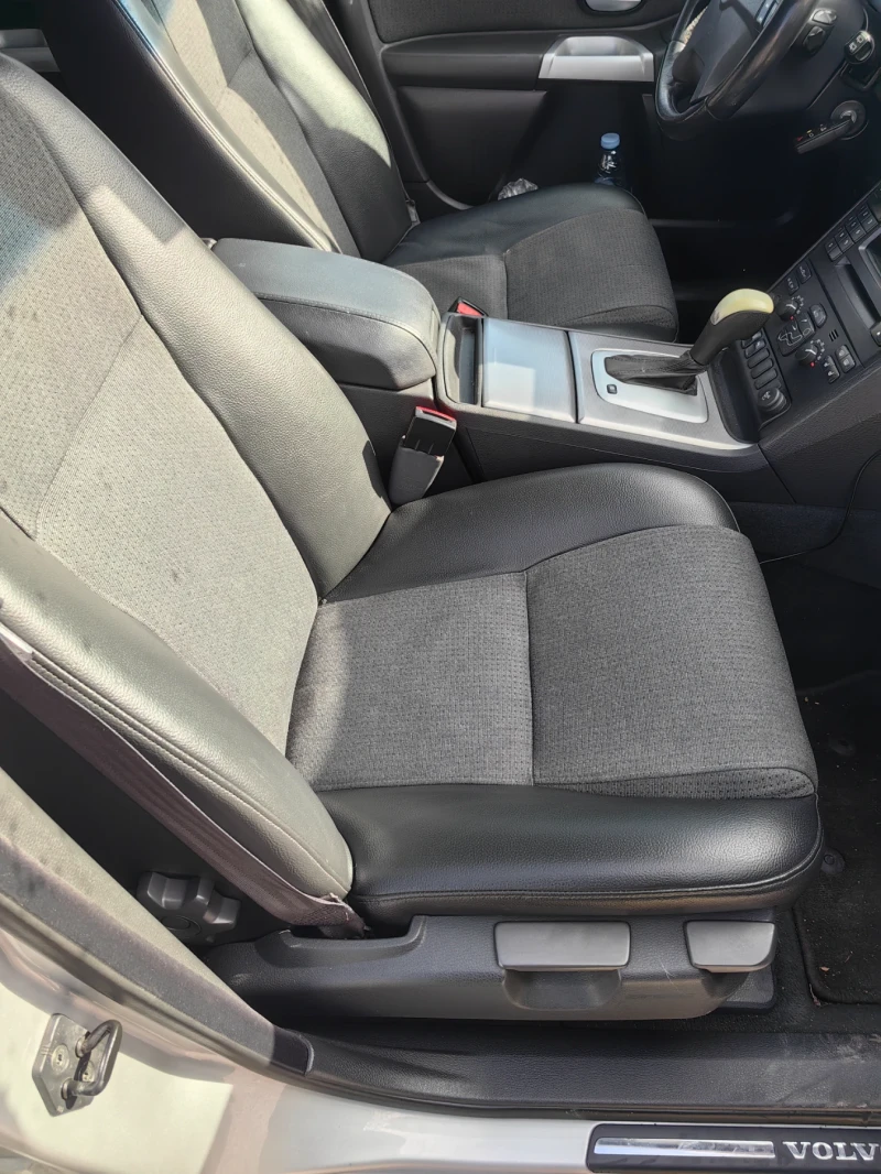 Volvo Xc90 2.5 Т 210 к.с., снимка 13 - Автомобили и джипове - 53390833
