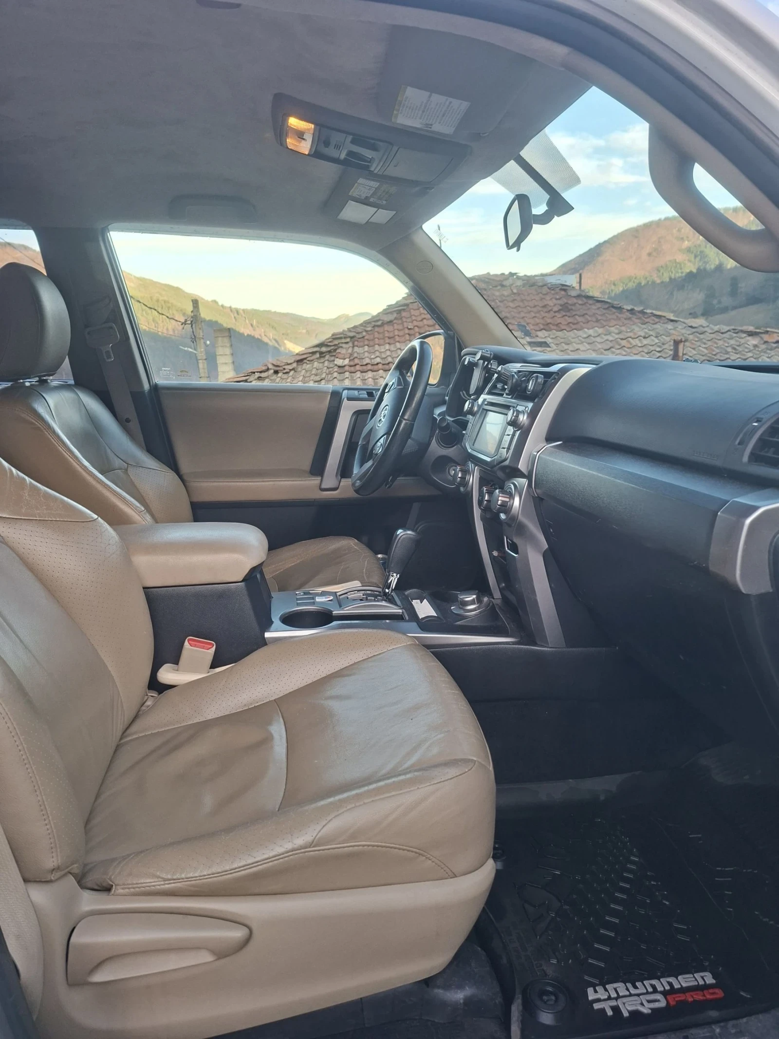 Toyota 4runner Sr5 premium / LPG 4х4 - изображение 10