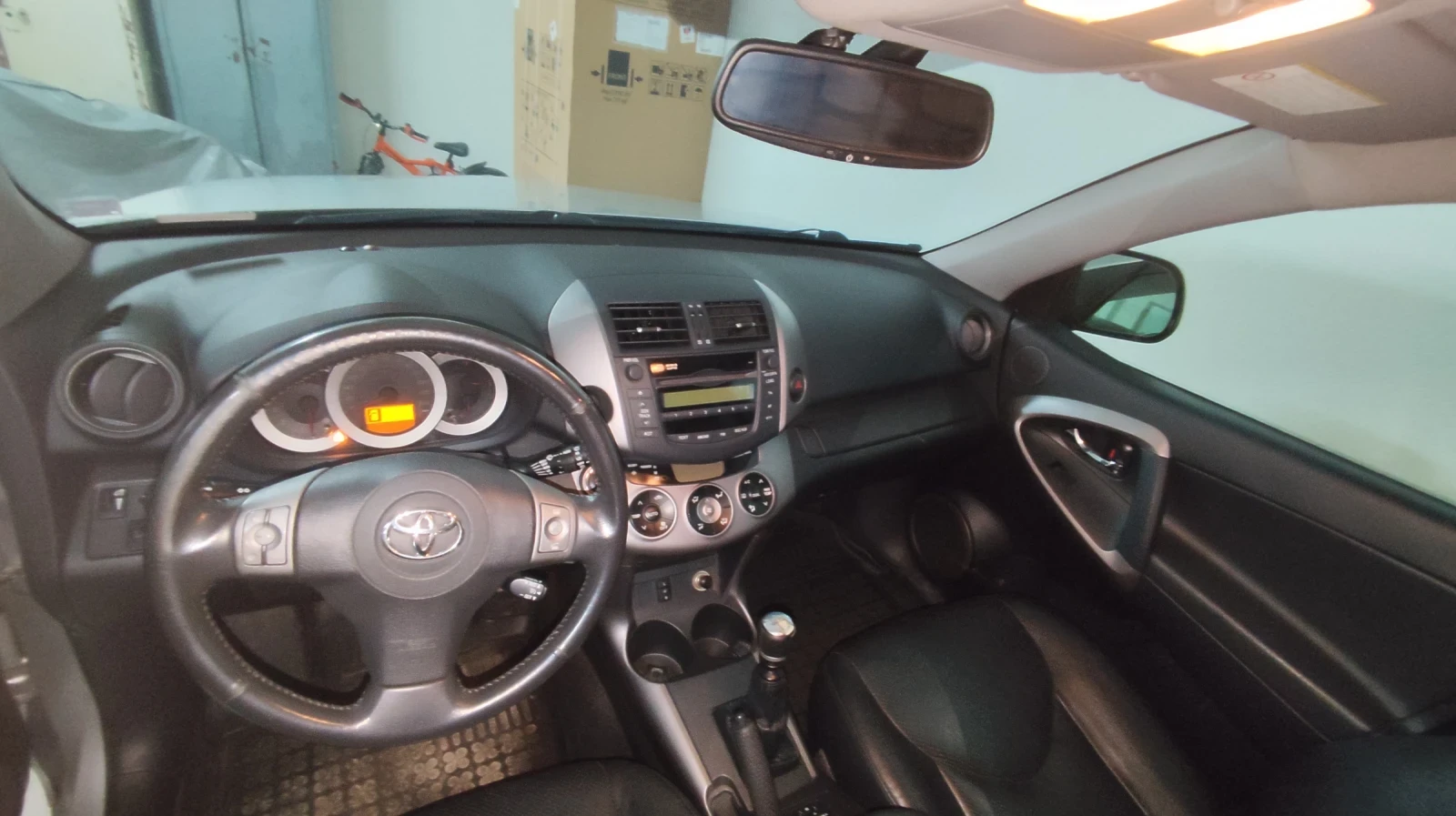 Toyota Rav4 2.2 D-4D - изображение 8