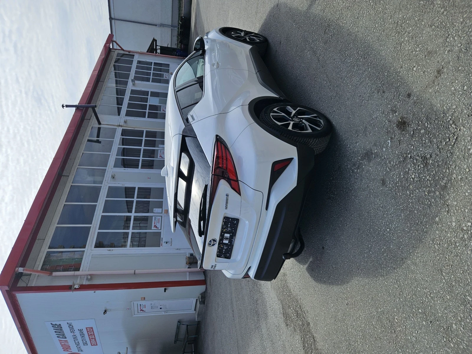 Toyota C-HR Hybrid Niderlandiq в гаранция - изображение 4