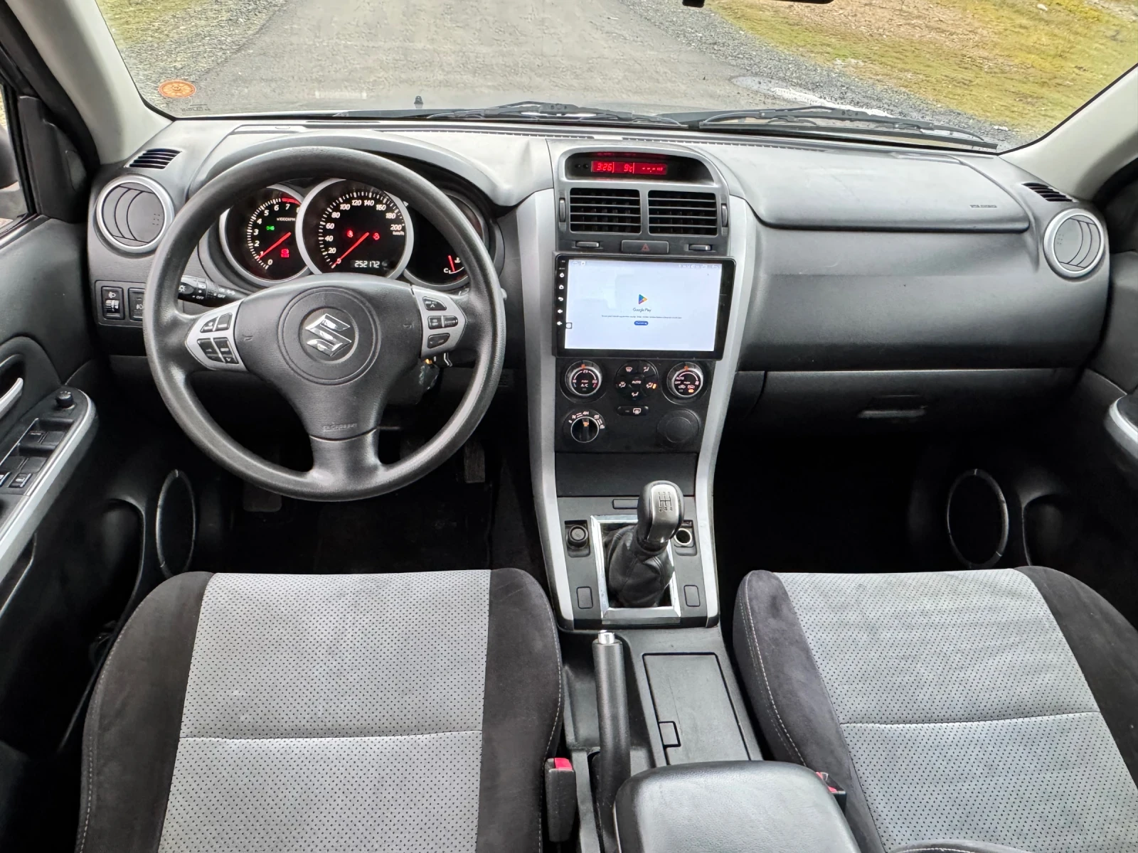 Suzuki Grand vitara 2.0 140HP - изображение 10