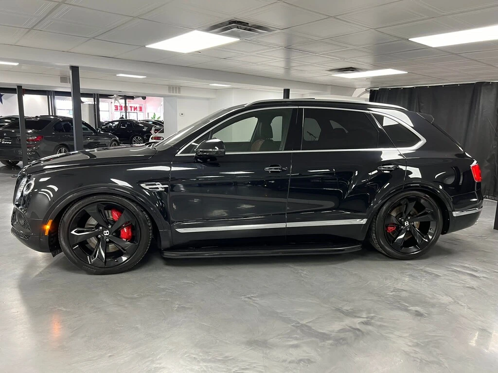 Bentley Bentayga ONYX EDITION  - изображение 4