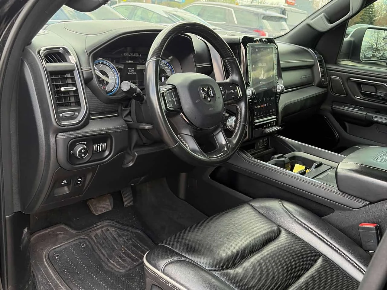 Dodge RAM 1500 Limited / 360 / HUD / ОБДУХВАНЕ /  ВЪЗДУХ , снимка 5 - Автомобили и джипове - 54513592