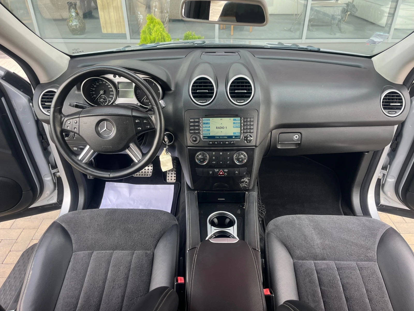Mercedes-Benz ML 320 НаПружини, снимка 7 - Автомобили и джипове - 54796950