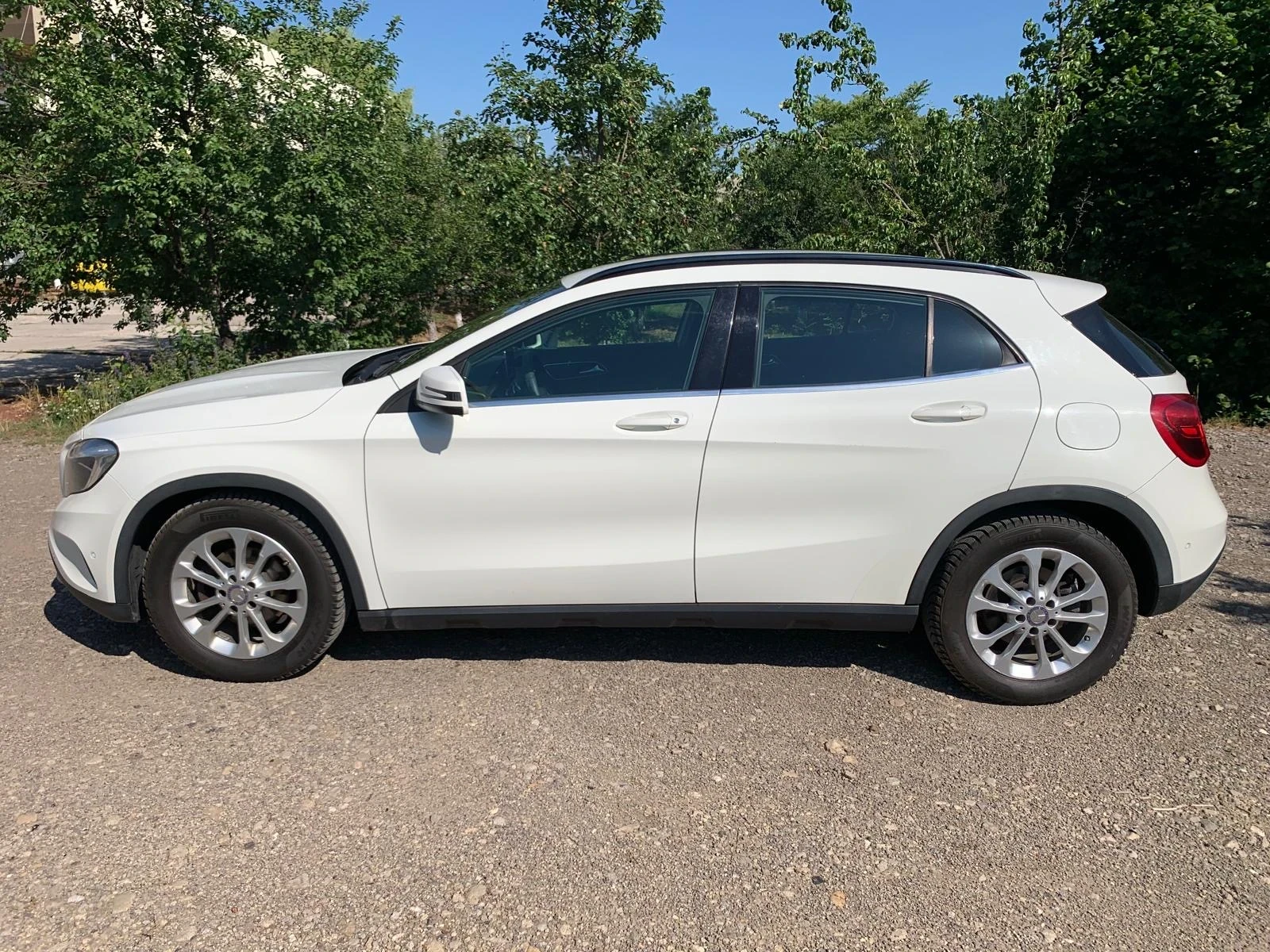 Mercedes-Benz GLA 180 D EURO 6, снимка 8 - Автомобили и джипове - 55038249