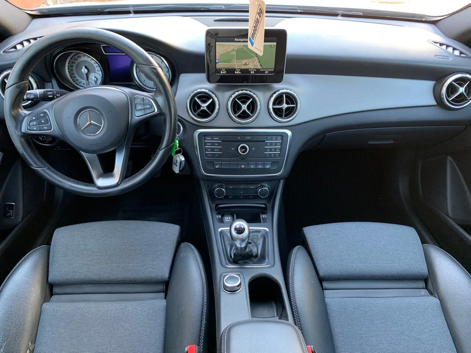 Mercedes-Benz GLA 180 D EURO 6, снимка 10 - Автомобили и джипове - 55038249