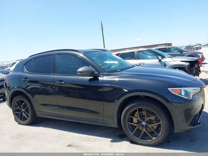 Alfa Romeo Stelvio 2.0l Ti Sport Awd, снимка 13 - Автомобили и джипове - 55591571