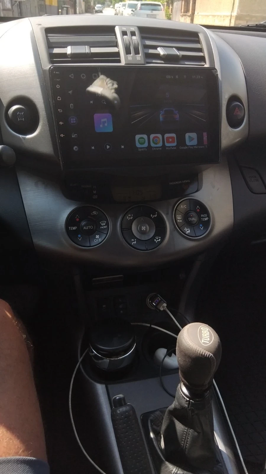 Toyota Rav4, снимка 10 - Автомобили и джипове - 55699616