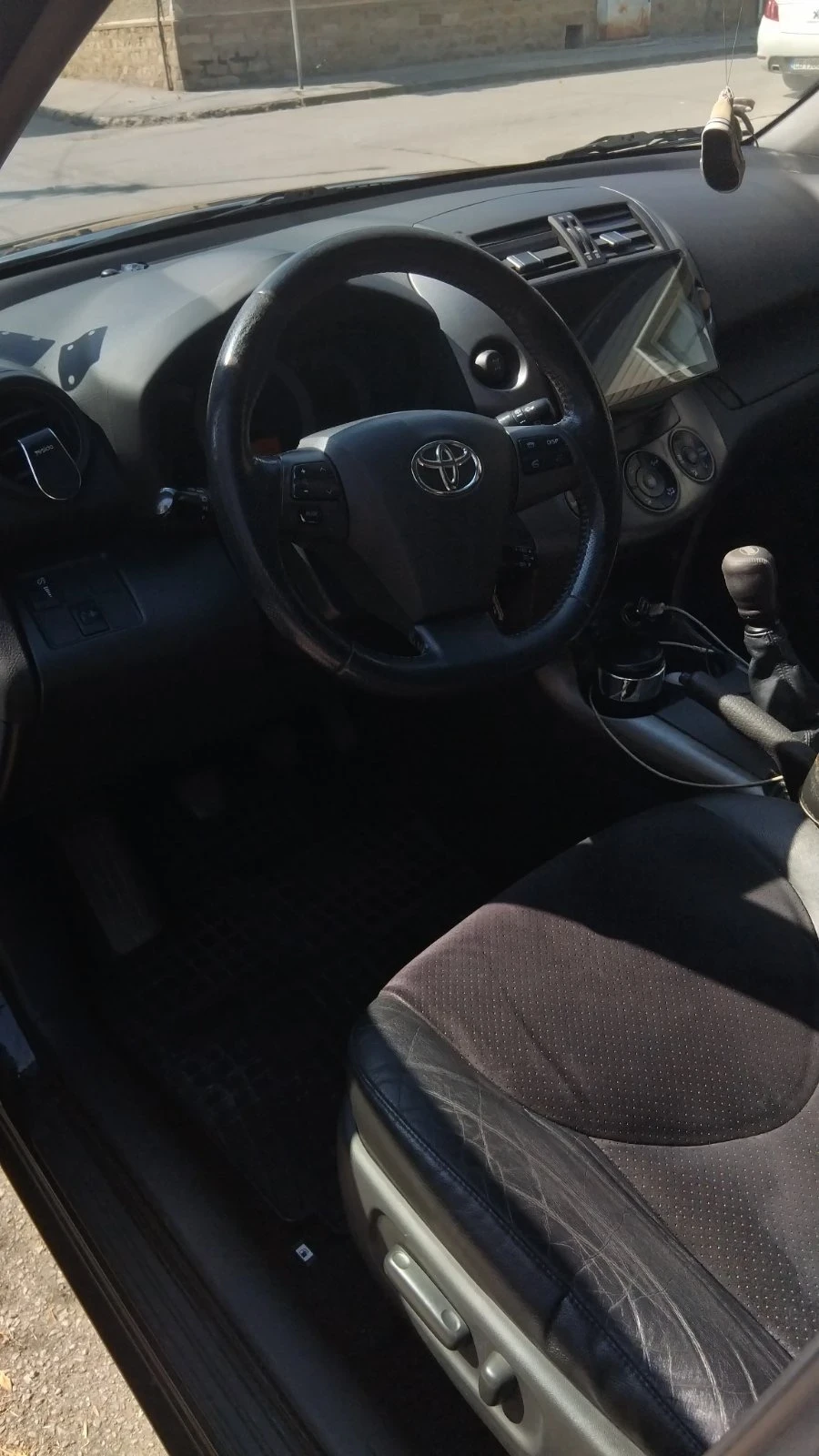 Toyota Rav4, снимка 8 - Автомобили и джипове - 55699616
