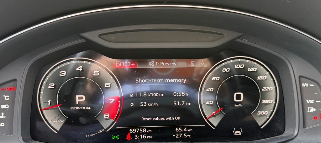 Audi SQ7 4.0 TFSI Quattro , снимка 12 - Автомобили и джипове - 56028689