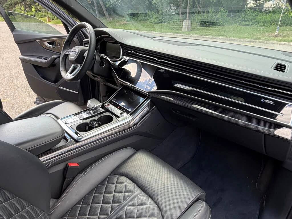 Audi SQ7 4.0 TFSI Quattro , снимка 14 - Автомобили и джипове - 56028689