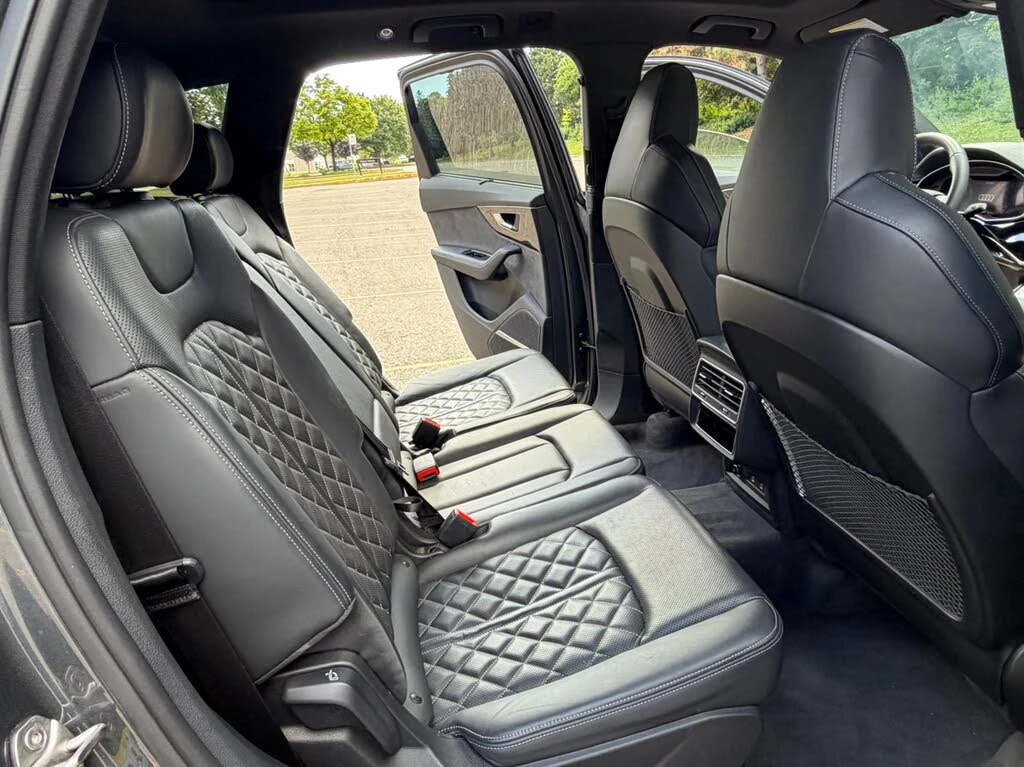Audi SQ7 4.0 TFSI Quattro , снимка 17 - Автомобили и джипове - 56028689