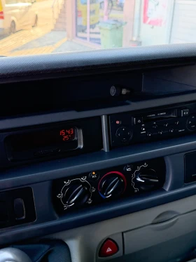 Renault Master 2.5dCi / КЛИМА, снимка 9