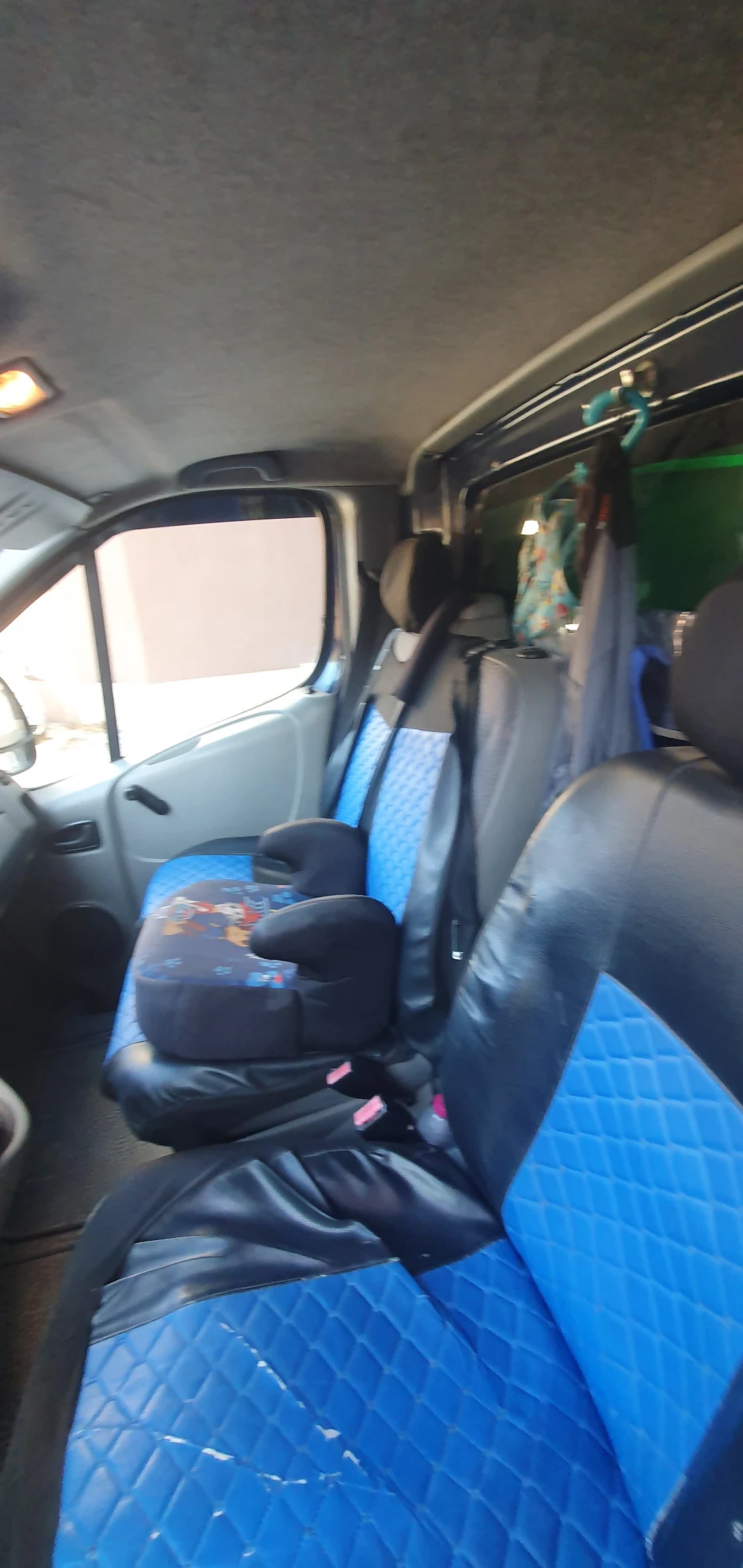 Renault Trafic 1.9dci, снимка 6 - Бусове и автобуси - 56416391