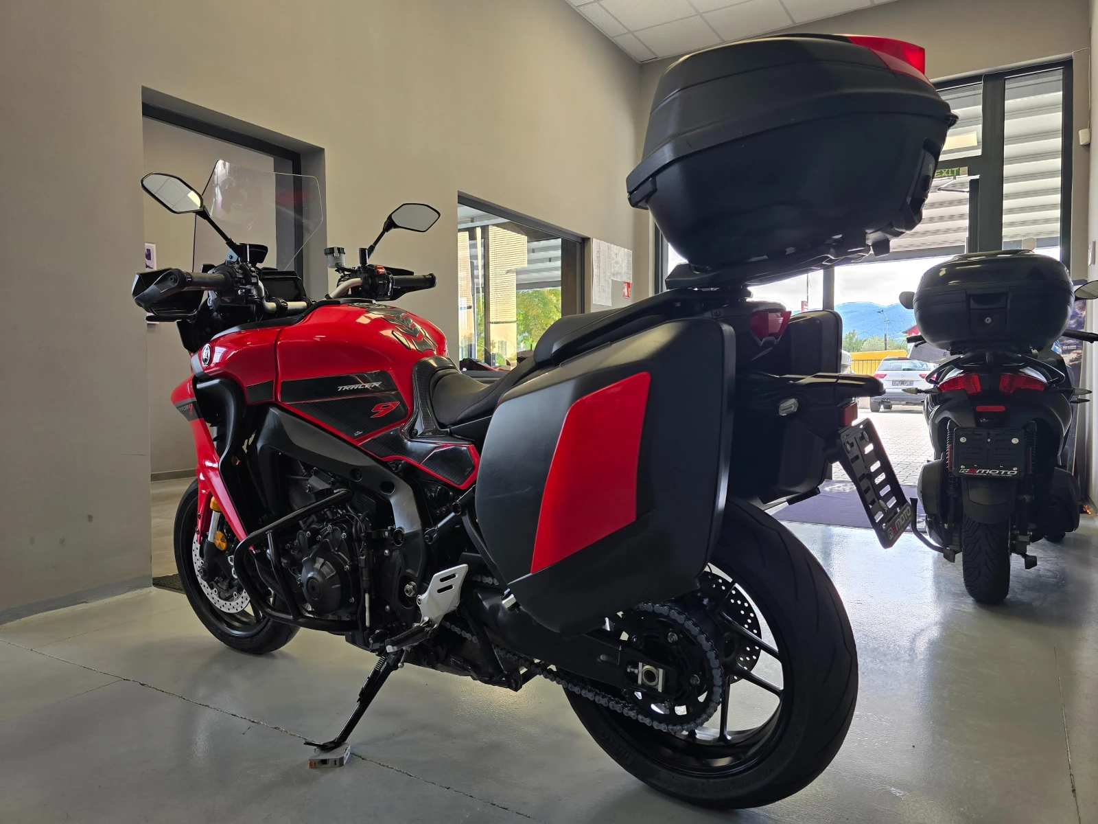 Yamaha Tracer 900ie, GT, ABS-TCS, 2023г., снимка 4 - Мотоциклети и мототехника - 56104746