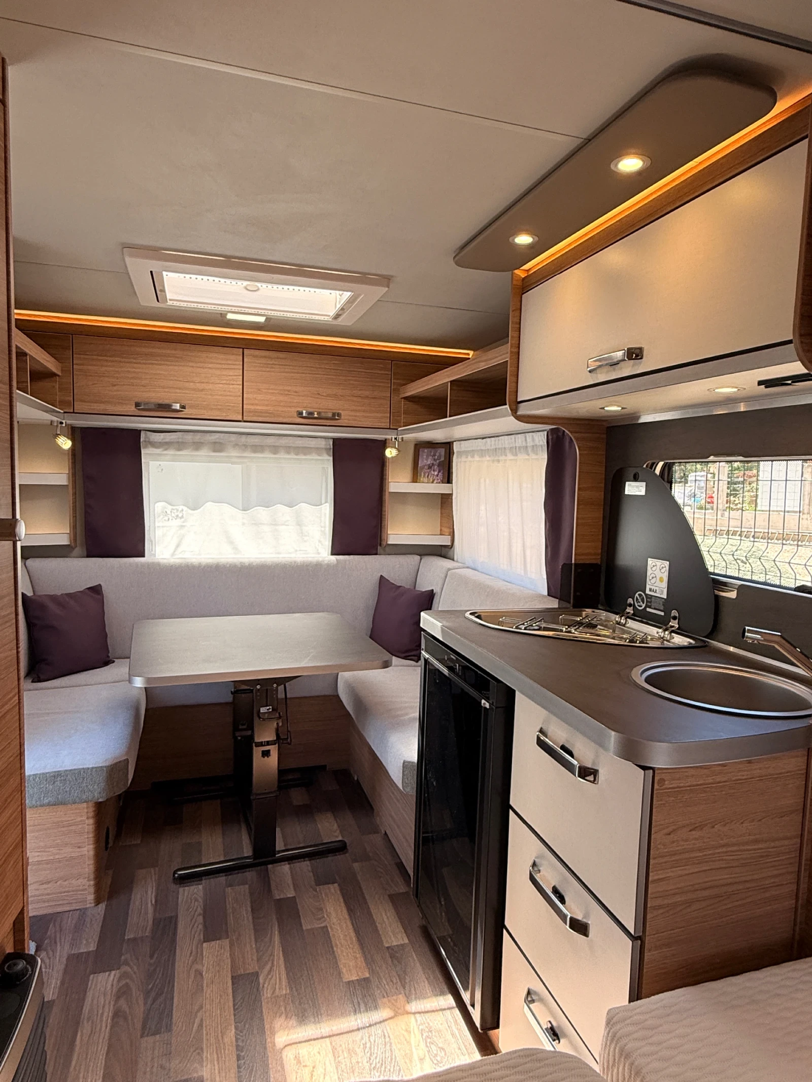 �������� Weinsberg CaraOne 450 | Mobile.bg � ����������� 15
