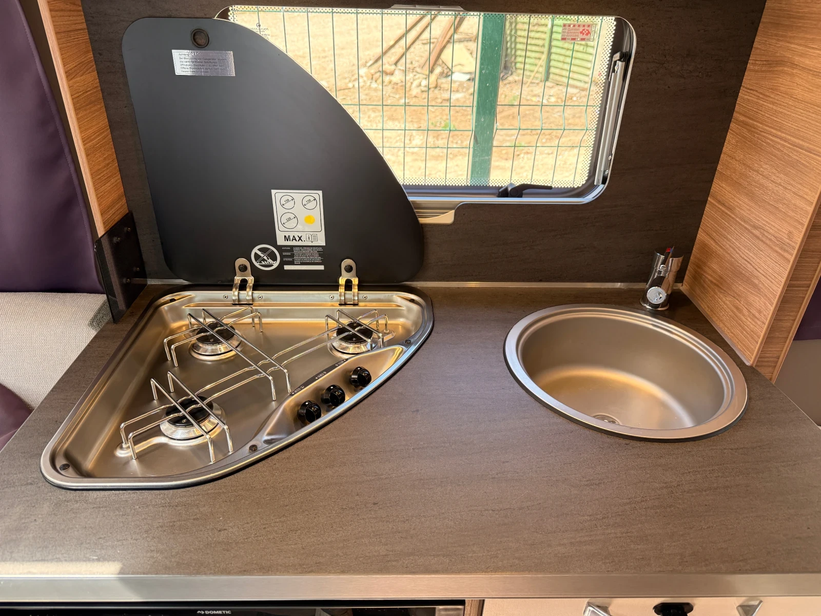 �������� Weinsberg CaraOne 450 | Mobile.bg � ����������� 8