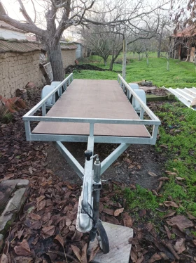 За автомобил Venitrailers КАТ В., снимка 4 - Ремаркета - 52676430